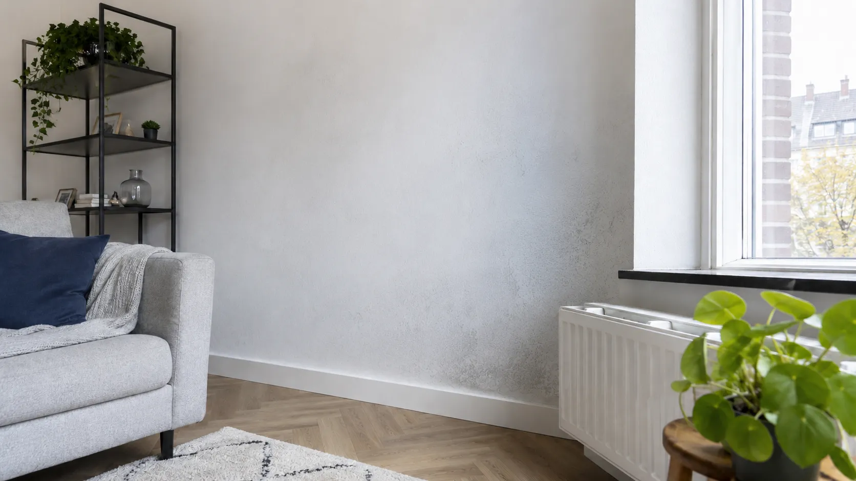 koude muur in huis